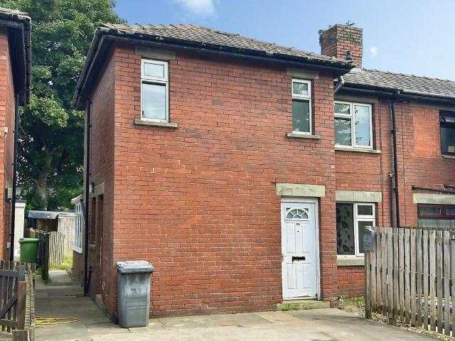 House for sale in Little Gomersal, West Yorkshire