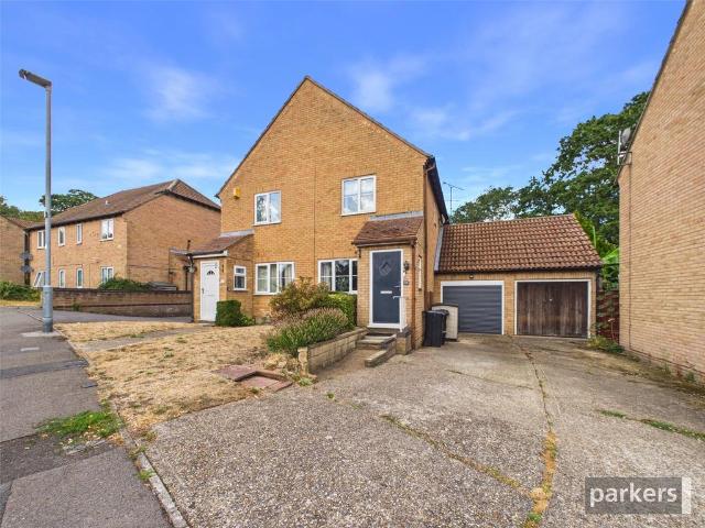 House for sale in Earley
