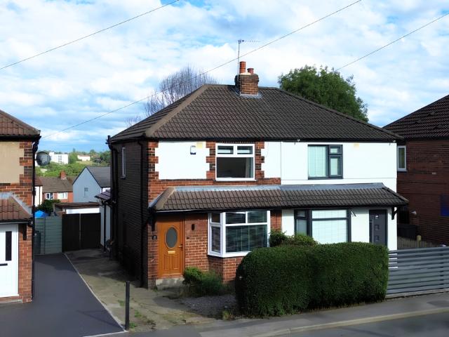 House for sale in Horsforth, West Yorkshire
