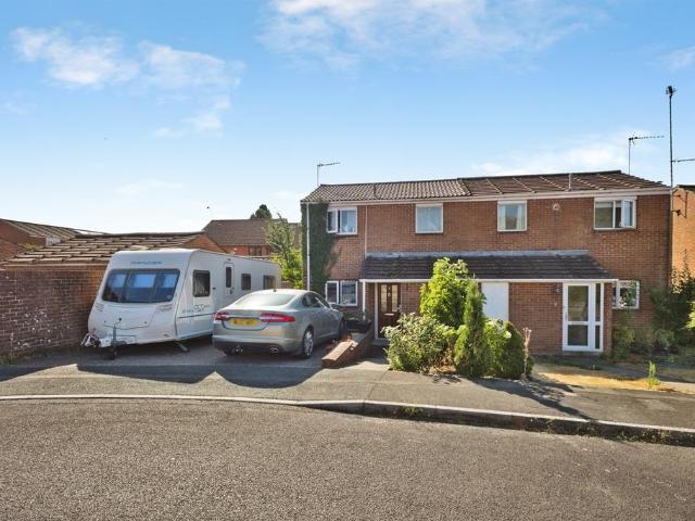 House for sale in Yeovil, Somerset