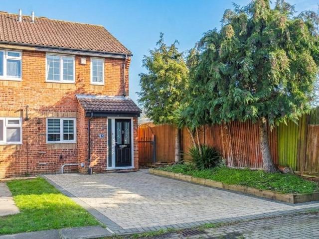 House for sale in Batchworth, Hertfordshire