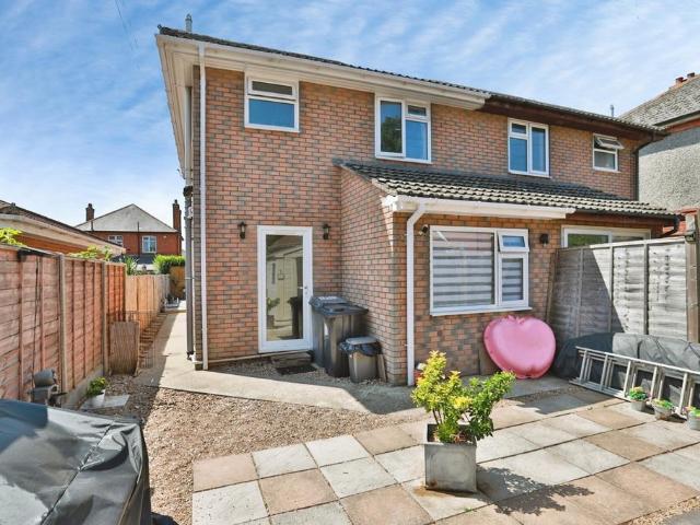 House for sale in Moordown, Bournemouth