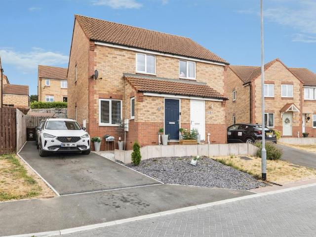 House for sale in Ranisbrough Park, Wakefield