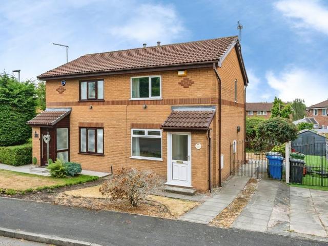 House for sale in Houghton Green, Warrington
