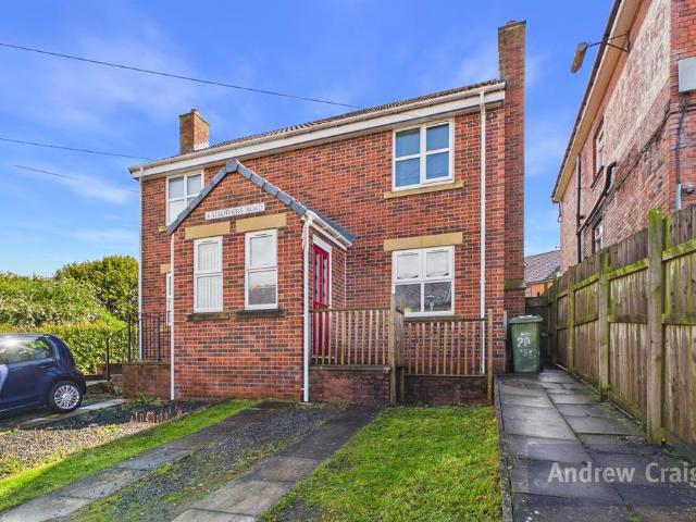 House for sale in Highfield, High Spen