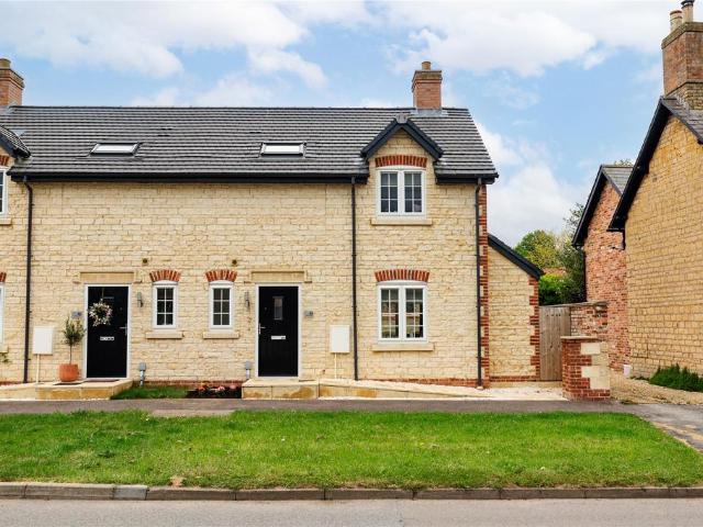House for sale in Waltham on the Wolds and Thorpe Arnold, Brentingby