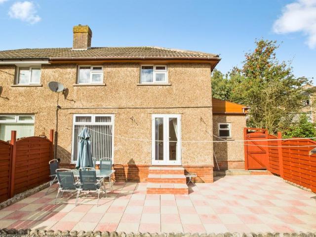 House for sale in Chiserley, Calderdale