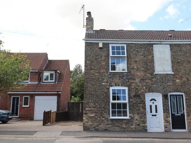 House for sale in Elloughton-cum-Brough, Elloughton