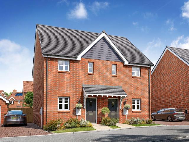 House for sale in Heol-las, Surrey