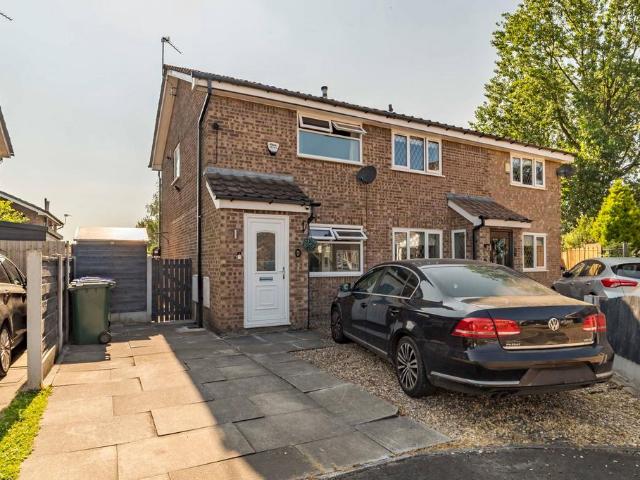 House for sale in Burnedge, Greater Manchester