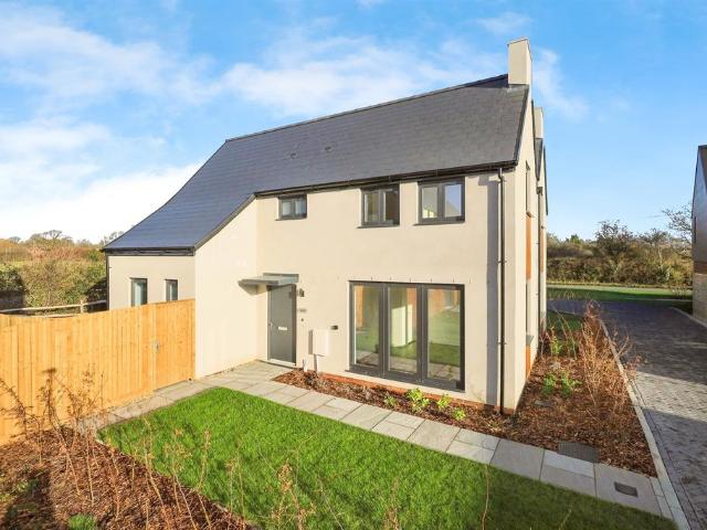 House for sale in Cross In Hand, East Sussex