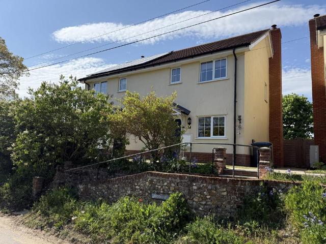 House for sale in Eastbridge, Suffolk