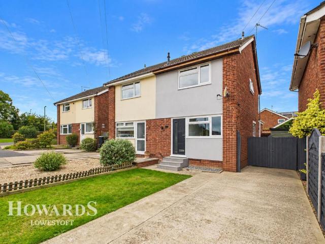 House for sale in Oulton Broad, East Suffolk