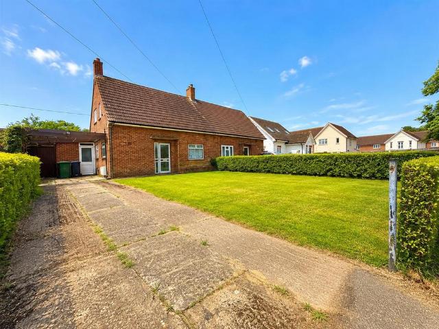 House for sale in Chipping Hill, Essex