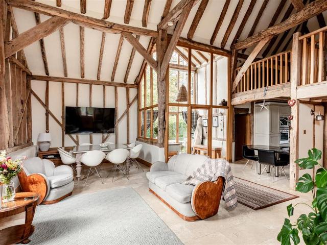 House for sale in Perryfields, West Sussex