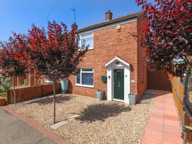 House for sale in Burton Latimer