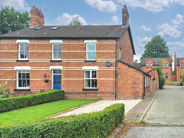 House for sale in Kelsall, Cheshire