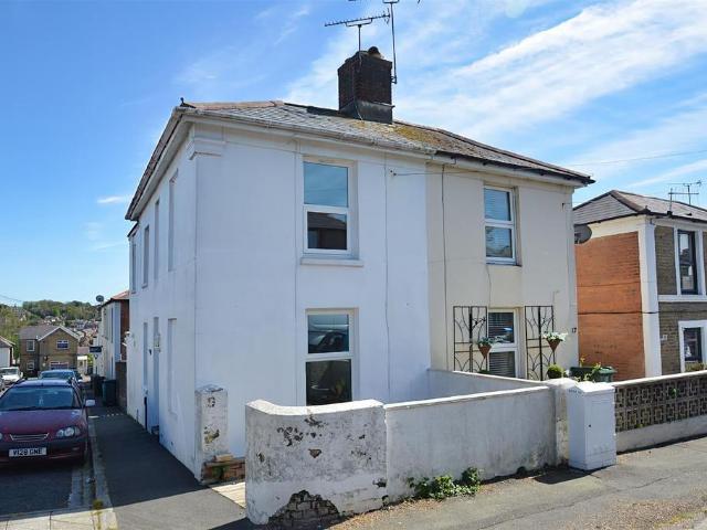 House for sale in Binstead, Ryde