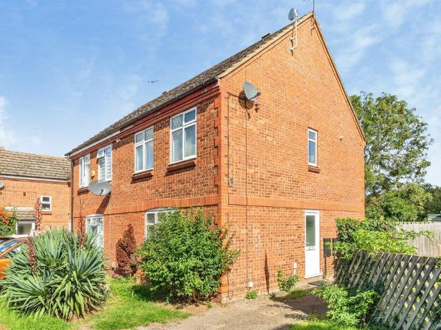 House for sale in Rushden, North Northamptonshire