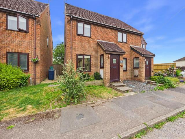 House for sale in Little Kimble, Buckinghamshire