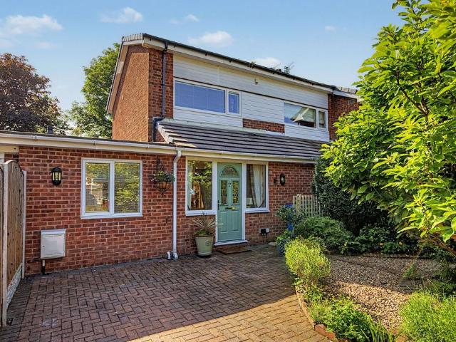 House for sale in Georgia, Greater Manchester
