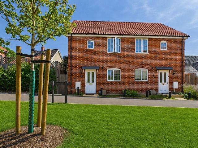 House for sale in Onehouse, Mid Suffolk