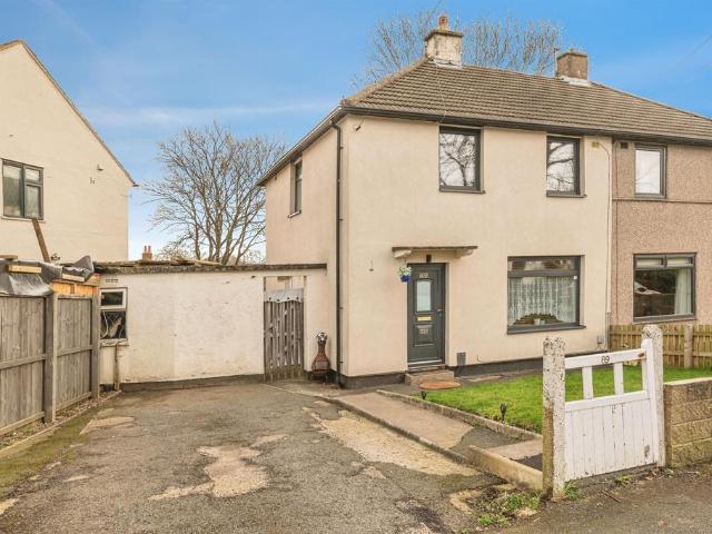 House for sale in Dalton, Almondbury