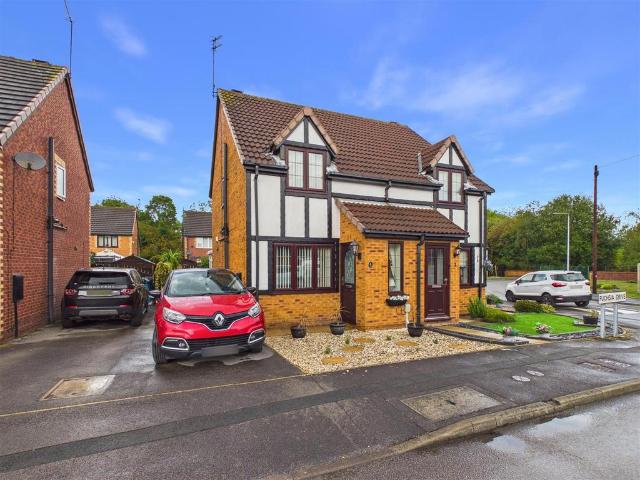 House for sale in Anlaby Park, Hull