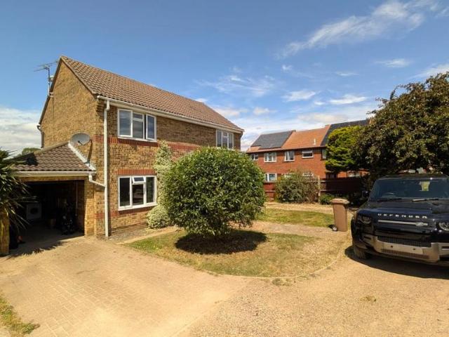 House for sale in Walton, Eastbridge