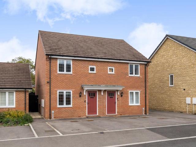 House for sale in Chippenham, Wiltshire