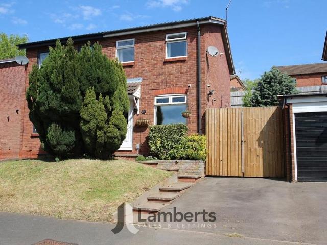 House for sale in Redditch, Worcestershire