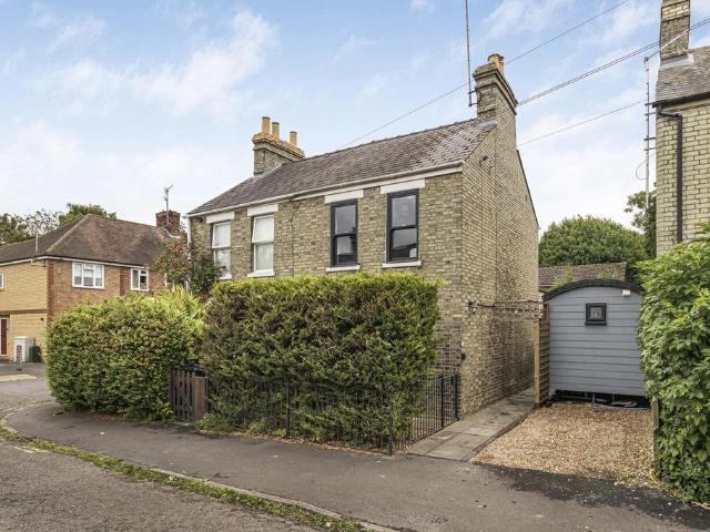 House for sale in Barnwell, Arbury