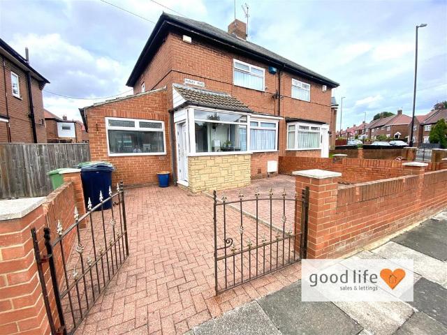House for sale in Plains Farm, Tyne And Wear