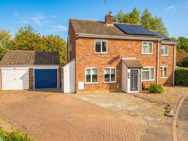 House for sale in Newton Flotman, Burgh St Peter