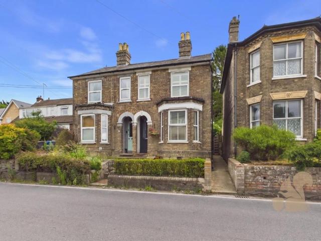 House for sale in Sudbury, Chelmondiston