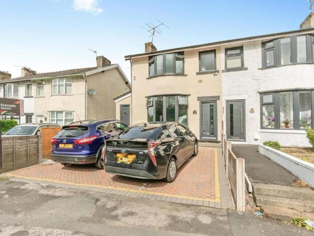 House for sale in Marsden Height, Higherford