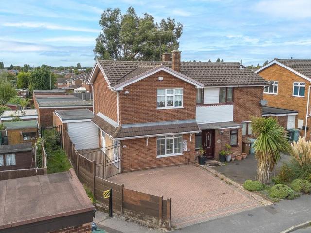 House for sale in Darlaston, Walsall