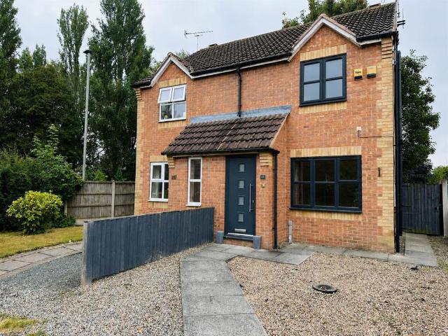 House for sale in Barlby, North Yorkshire