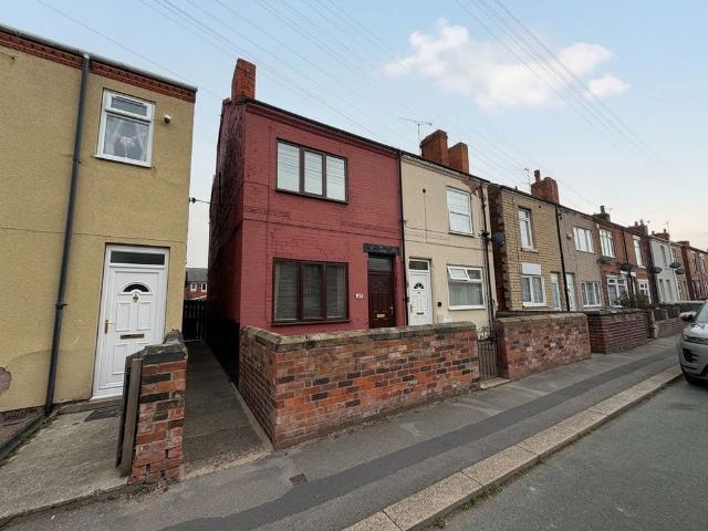 House for sale in Throapham, Rotherham