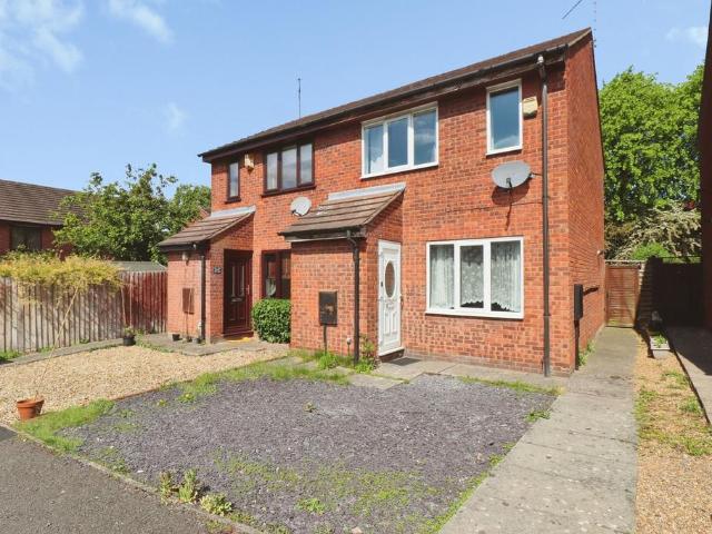 House for sale in Camp Hill, Warwickshire