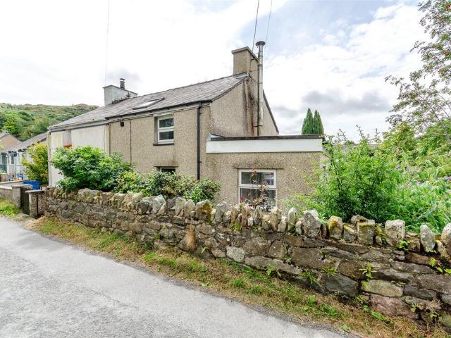 House for sale in Clwt-y-bont, Deiniolen