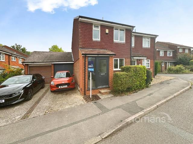 House for sale in Earley