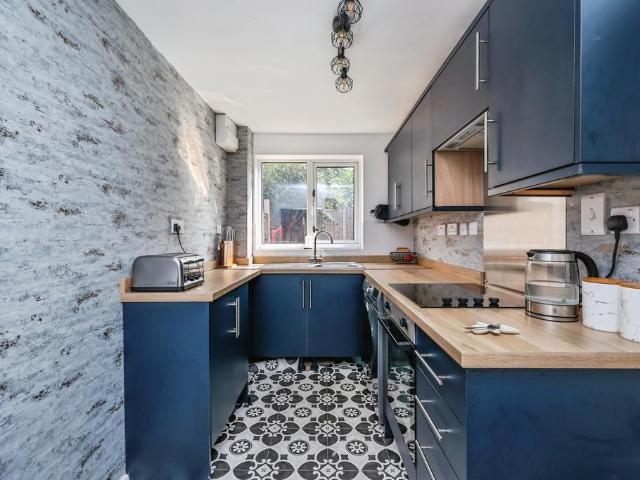 House for sale in Hempshill Vale, Haddon