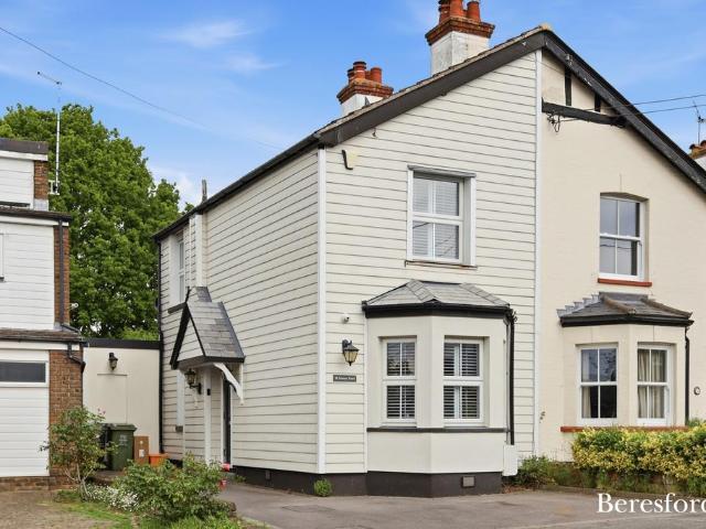 House for sale in Queens Park, Billericay