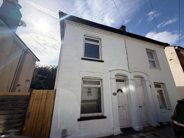 House for sale in Rosherville, Gravesham