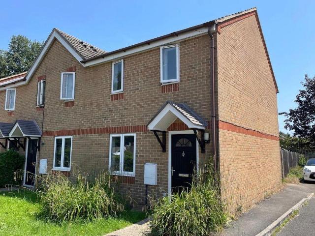 House for sale in Hedge End, Helford