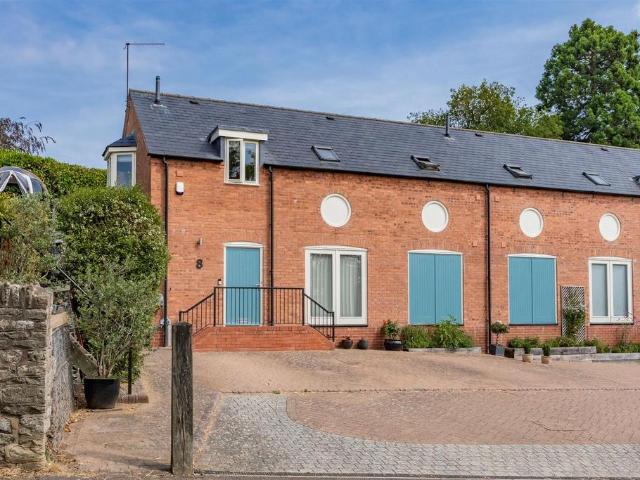 House for sale in Great Oxendon, Northamptonshire