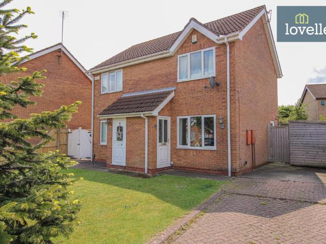 House for sale in Waltham