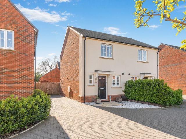 House for sale in Evershot, Oxfordshire