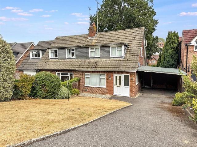 House for sale in Berrick Salome, Oxfordshire